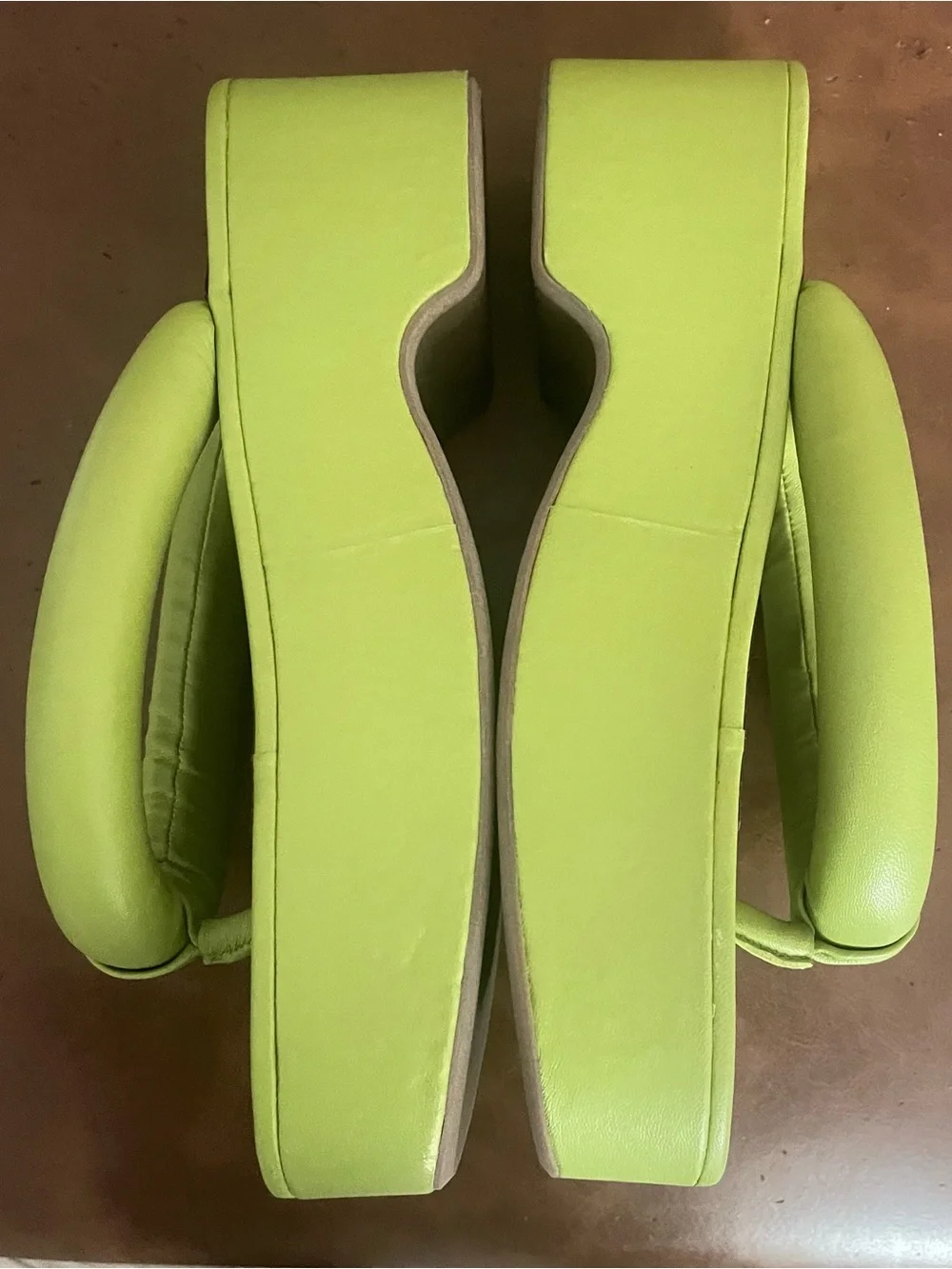 NWT Staud Rio Women’s Platform Flip Flop Sandals in Lime Green